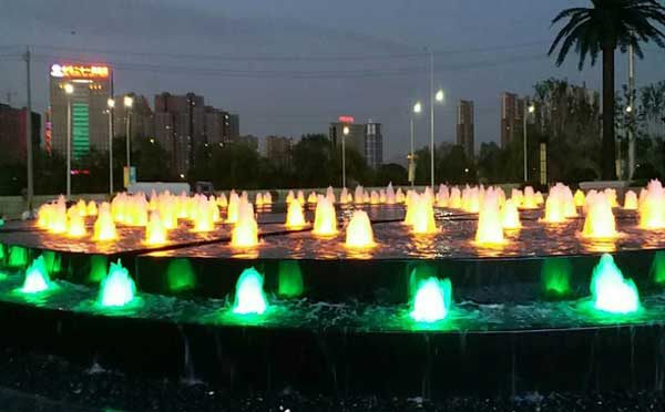 噴泉工程在園林中的應(yīng)用 噴泉工程在園林中的應(yīng)用