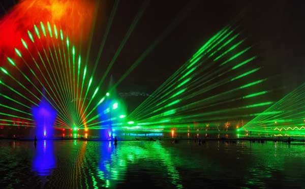 水霧噴泉設(shè)計:如何創(chuàng)造夢幻般的氛圍效果 水霧噴泉設(shè)計:如何創(chuàng)造夢幻般的氛圍效果