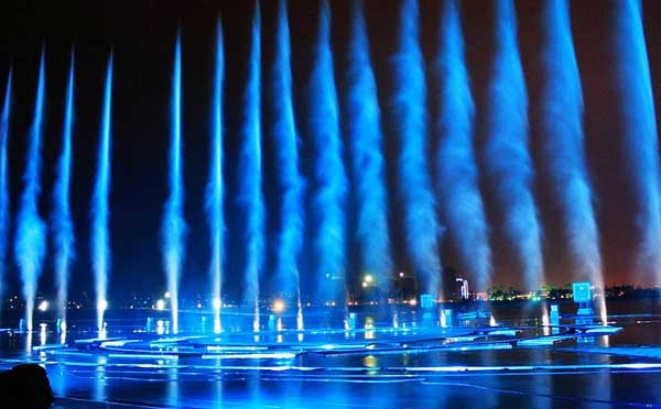 水景設(shè)計(jì)靈感大集合:從夢想走向現(xiàn)實(shí)的完美水景空間 水景設(shè)計(jì)靈感大集合:從夢想走向現(xiàn)實(shí)的完美水景空間